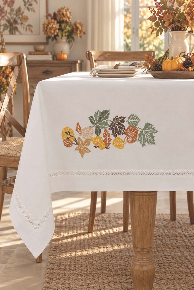 Embroidered Lace Tablecloth-White