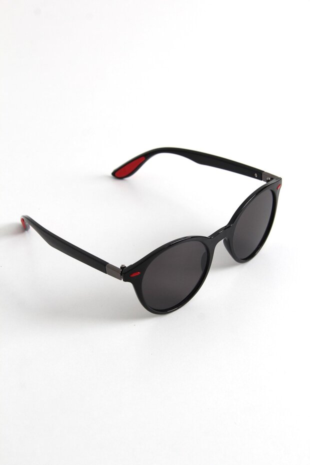 Black Lightweight Bone Frame Detailed Comfortable Form Sunglasses Suitable for Daily Use