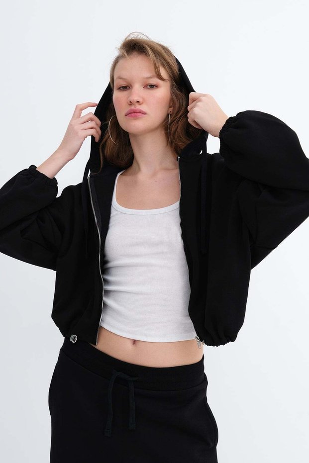 Raised Zipper Sweatshirt H03024