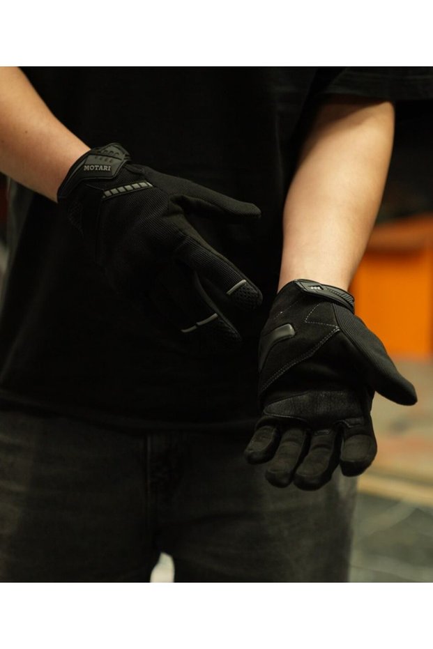 Urban Red Motorcycle Gloves