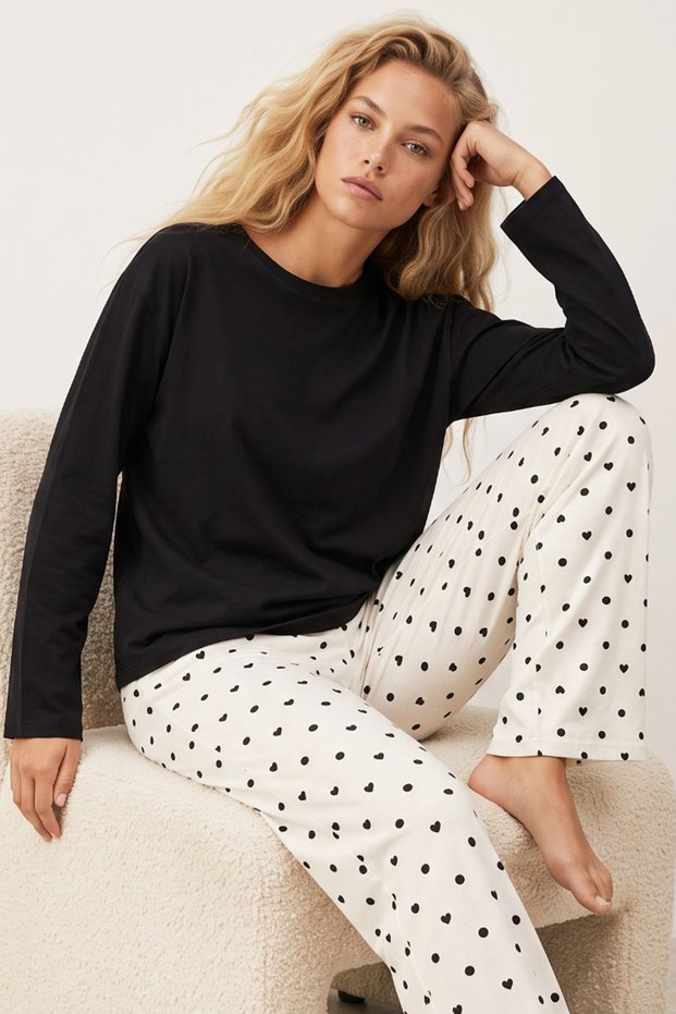 White Black Heart Dots Pattern Cotton Knitted Pajama Suit 7975