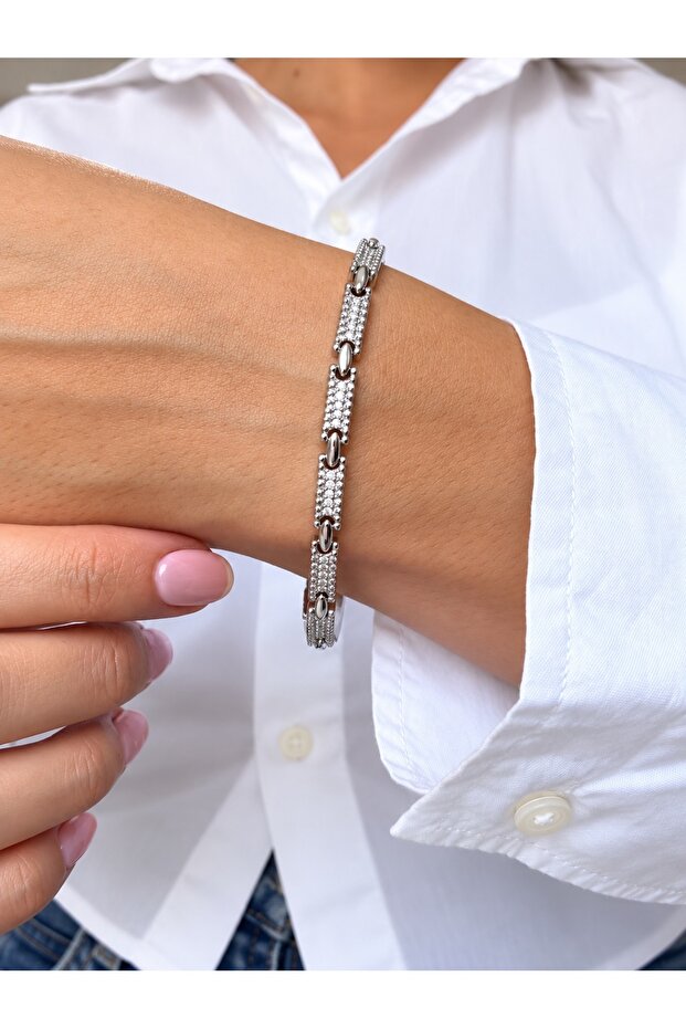 Elegant Zircon Stone Rectangular Model Extended Bracelet