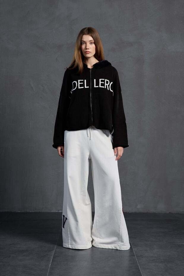 Black Zippered Lettered Oversize Hooded Sweatshirt 18076