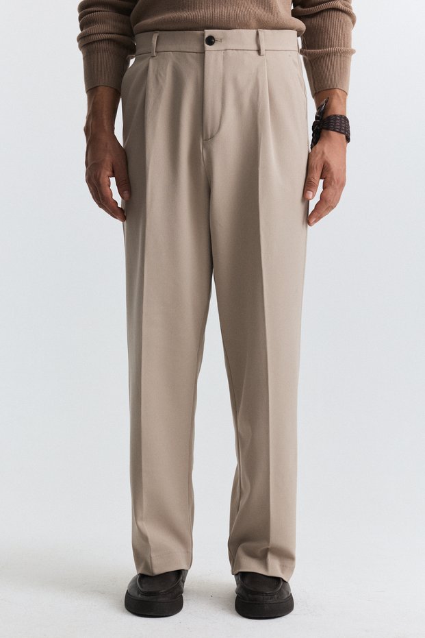 Relax Fit Pleated Men's Trousers