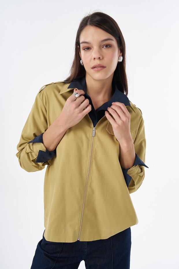 Lyocell Blouse with Flap Pockets Green