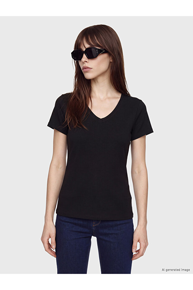 Two Mt Shop Quality Lcw Everyday Black Plain Standard & Regular Short Sleeve Women's T-Shirt