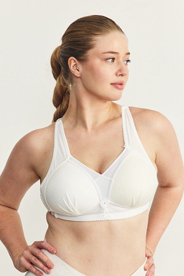 Wireless Gathering Bra Cc892 White