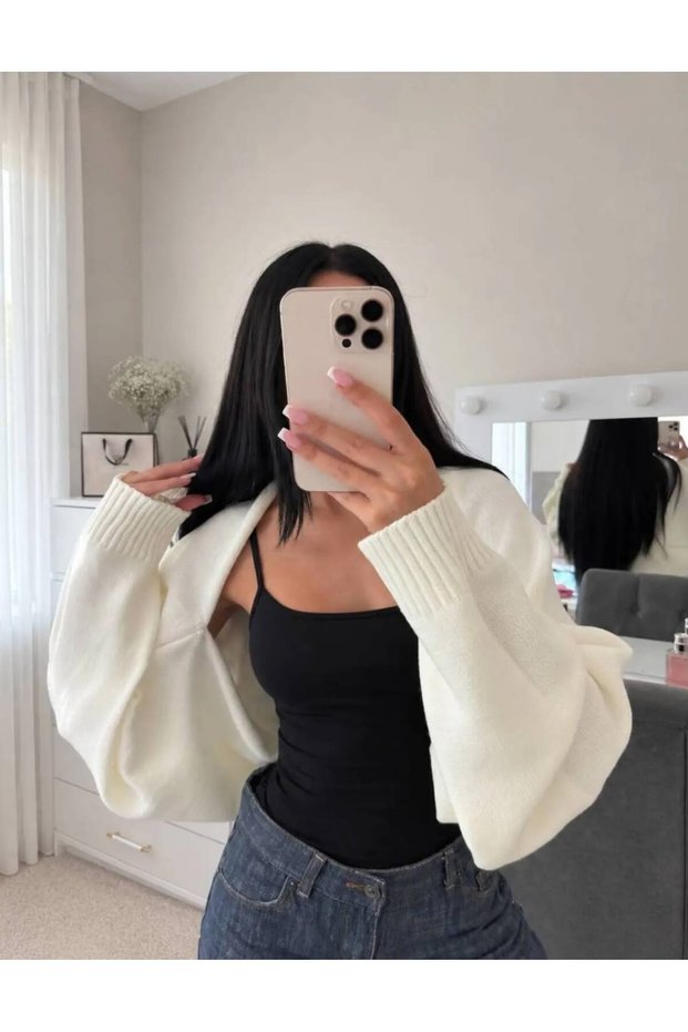 Women's Street Fashion Acrylic Crop Knitwear Cardigan Cream