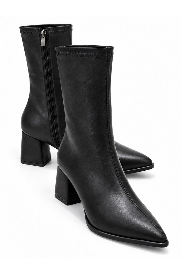 Long Plain Pointed Toe Heeled Boots Black Leather