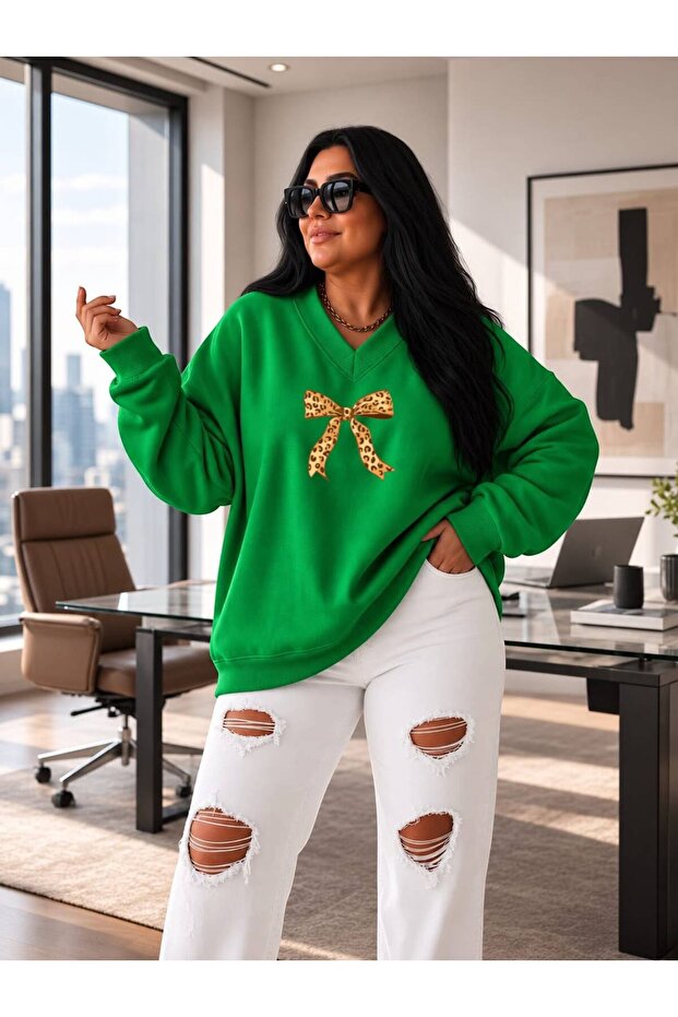 3 Yarn Combed Cotton V-Neck Ribbon Printed Sweatshirt Pyq1