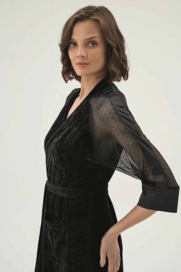 17169 Women's Velvet Dressing Gown