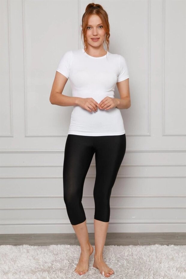 Microfiber Capri Leggings Black