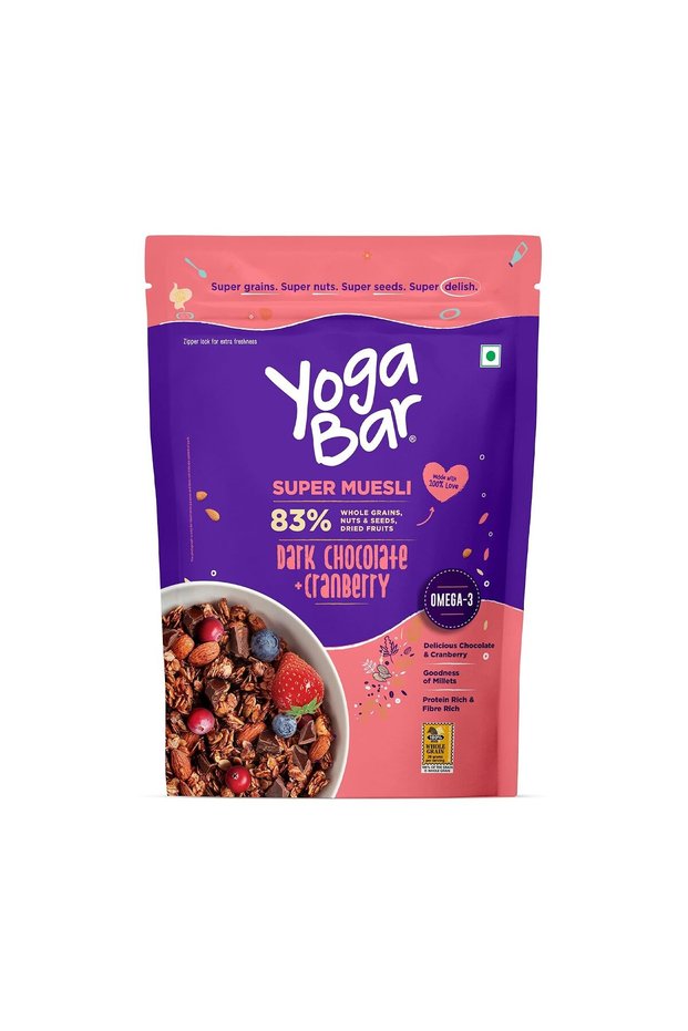 Yogabar Wholegrain Breakfast Muesli 700g – Dark Chocolate & Cranberry, Super Saver Pack