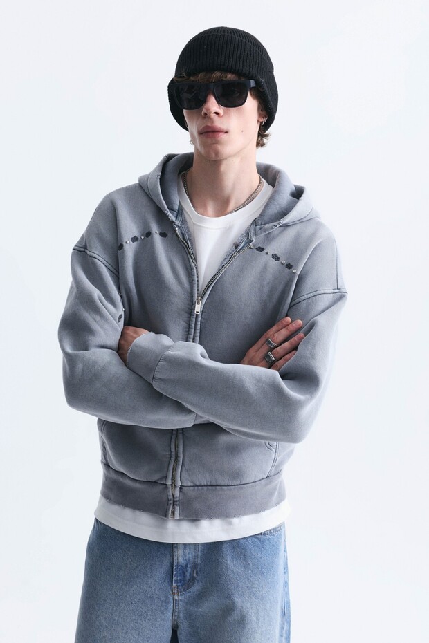 Boxy fit hooded sweatshirt