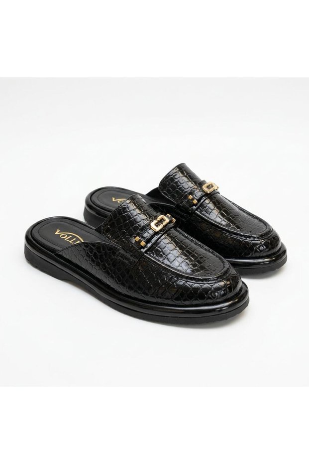 Stylish Women's Flat Sole Closed-Front Slippers with Vollex Accessories