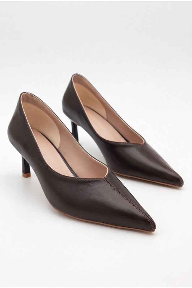 Women's Kitten Heeled Shoes with Sewing Detail in Bitter Brown for Daily Wear