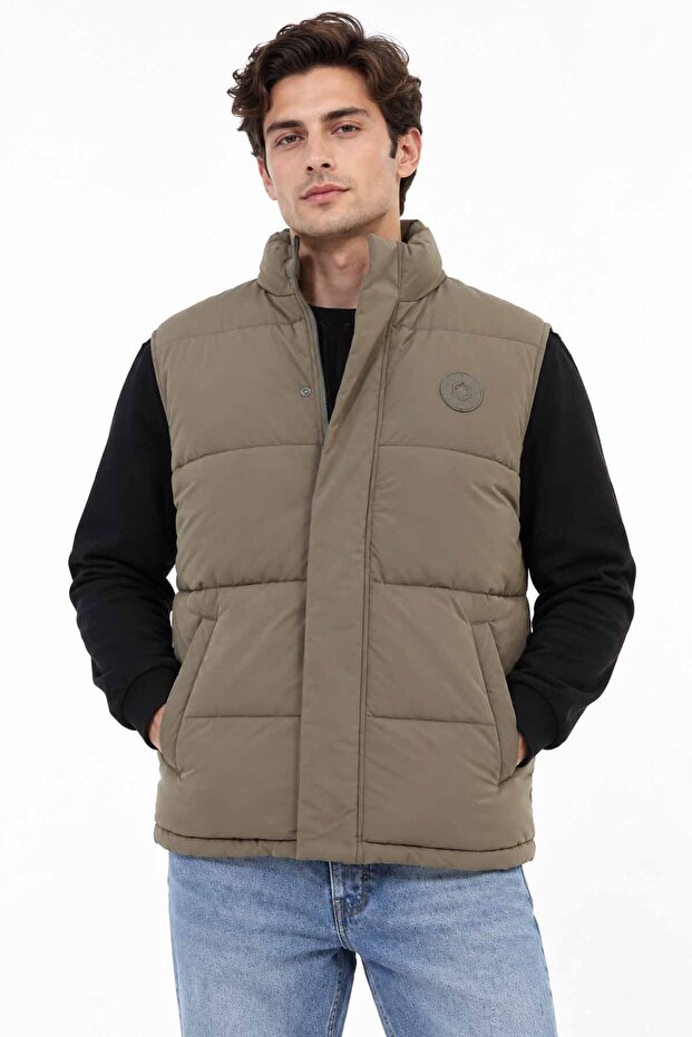 Men's Puffer Vest Khaki – Stand Collar Quilted Casual Sports Vest with Pockets Comfortable Men's Outerwear