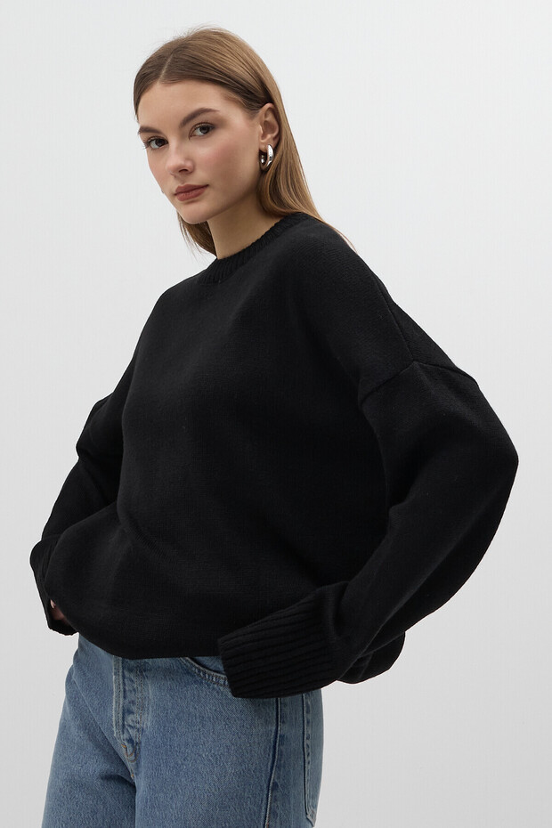 Bicycle collar oversize sweater