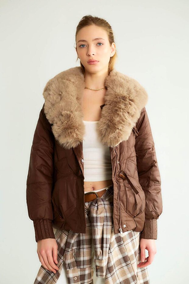 D99912 Women's Coat