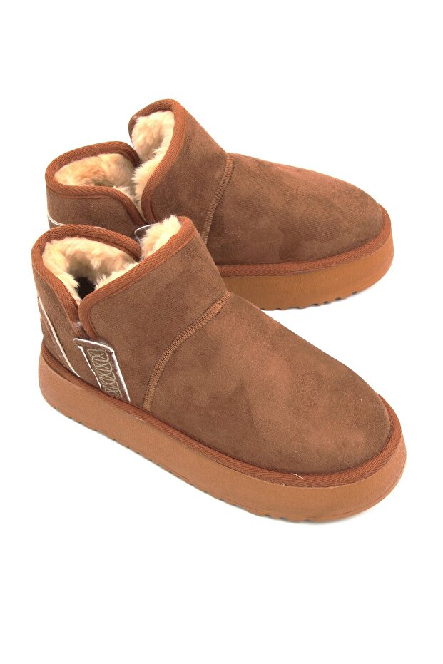 Tan Suede Textured Thick Flexible Sole Fur Lined Comfortable Boots Suitable for Daily Use