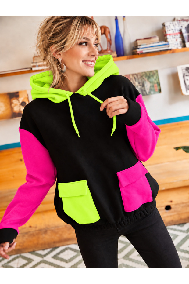 Women's 3-Color Hooded Sweatshirt with Front Pockets