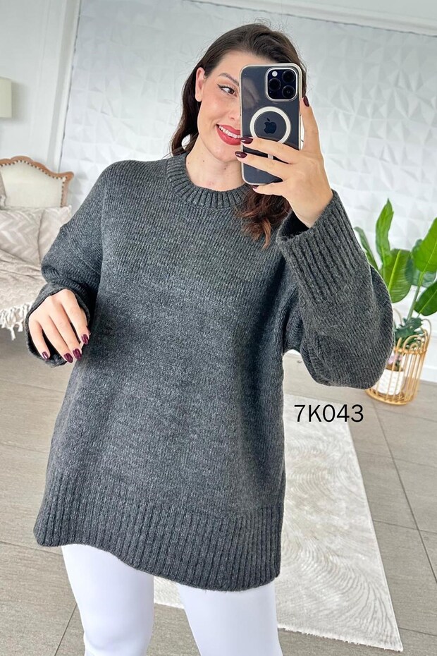 Crew Neck Knitwear Blouse 7K043