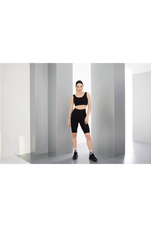 21000 Women's Short Leggings