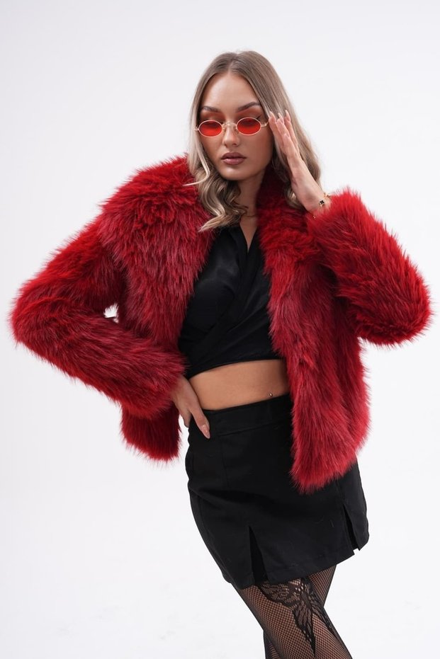 Wide Collar Feathered Jacket
