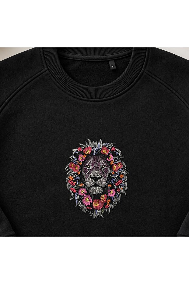 Flower Mane Lion Embroidered Crew Neck Sweatshirt Unisex