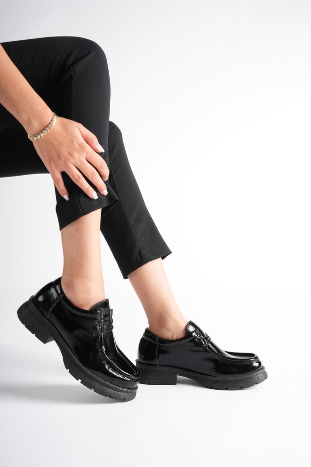 Women's Genuine Leather Light Sole Lace-Up Loafer Shoes - Black Patent Leather
