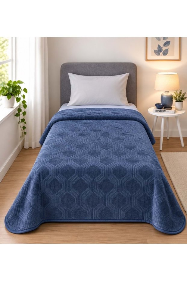 Trendy Embossed Single Blanket (155X220)-Art Deco Chinese Blue New