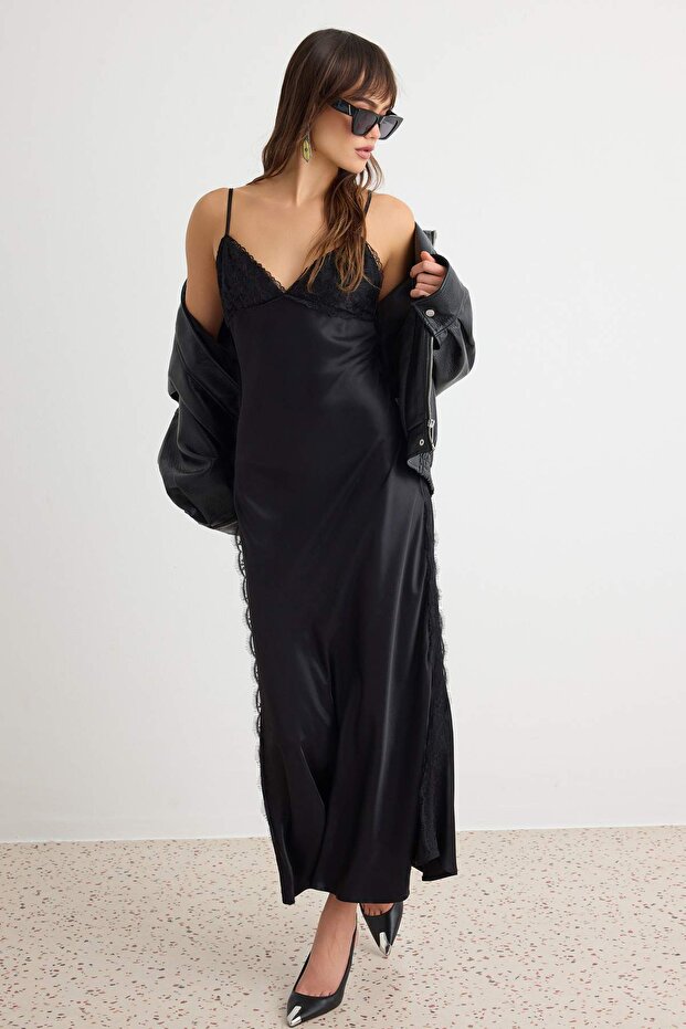 Black Plain Lace Detailed Woven Satin Maxi Unlined Stylish/Evening Dress Tprss26El00024