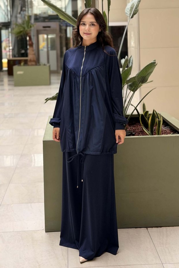 طقم بنطلون من قماش الباراشوت مع سحاب أمامي