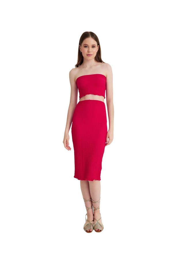 Vs-F008 Finn Light Red Strapless Crop Top Midi Skirt Two Piece Set