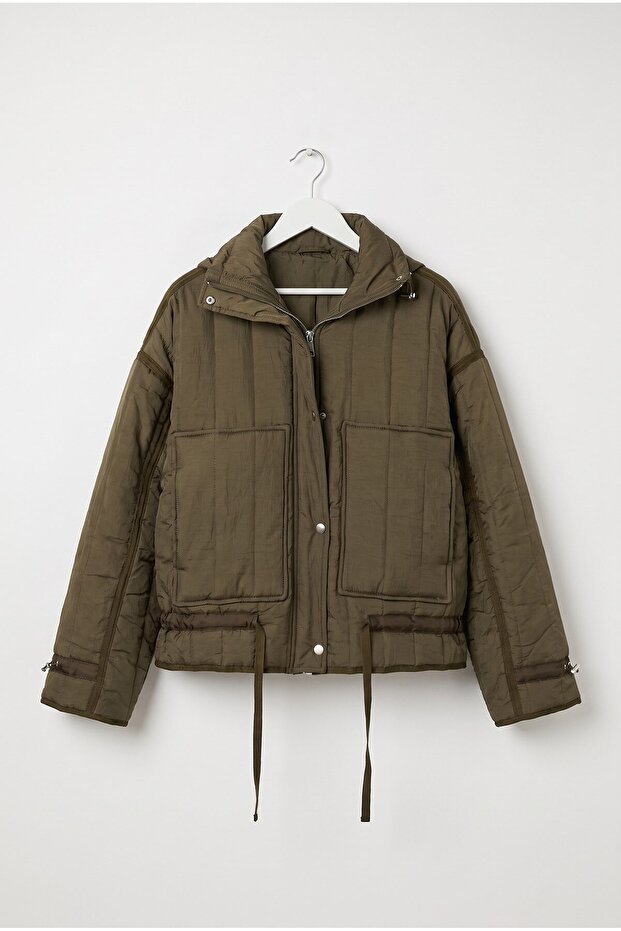 Khaki Polyester Fabric Stand Collar Quilted Coat with Drawstring at the Bottom, Large Pockets and Zipper Detail