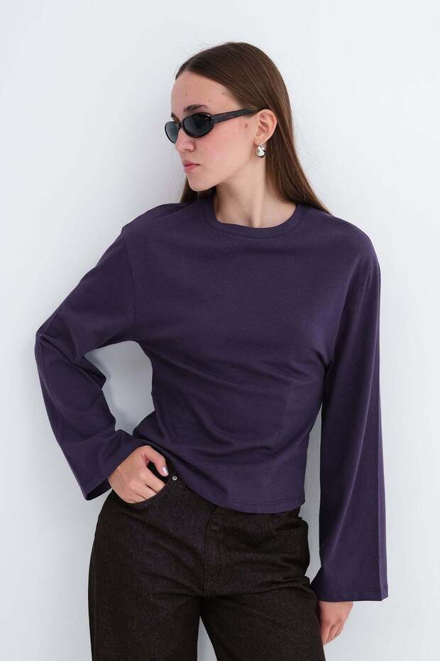Long Sleeve T-Shirt B07035
