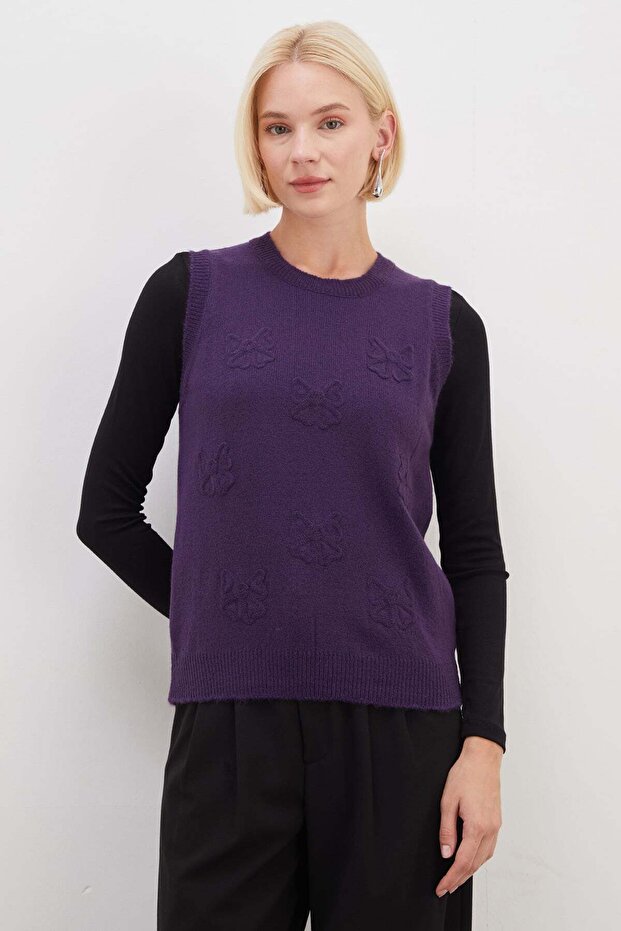 Bowknot Embroidered Crew Neck Knit Sweater