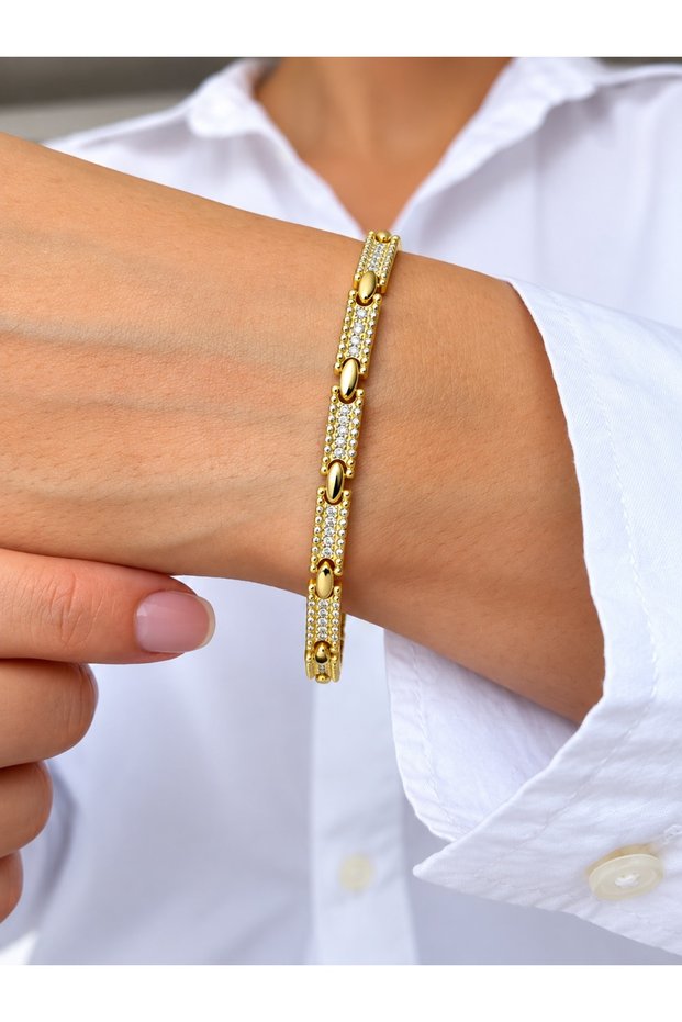 Elegant Zircon Stone Rectangular Model Extended Bracelet