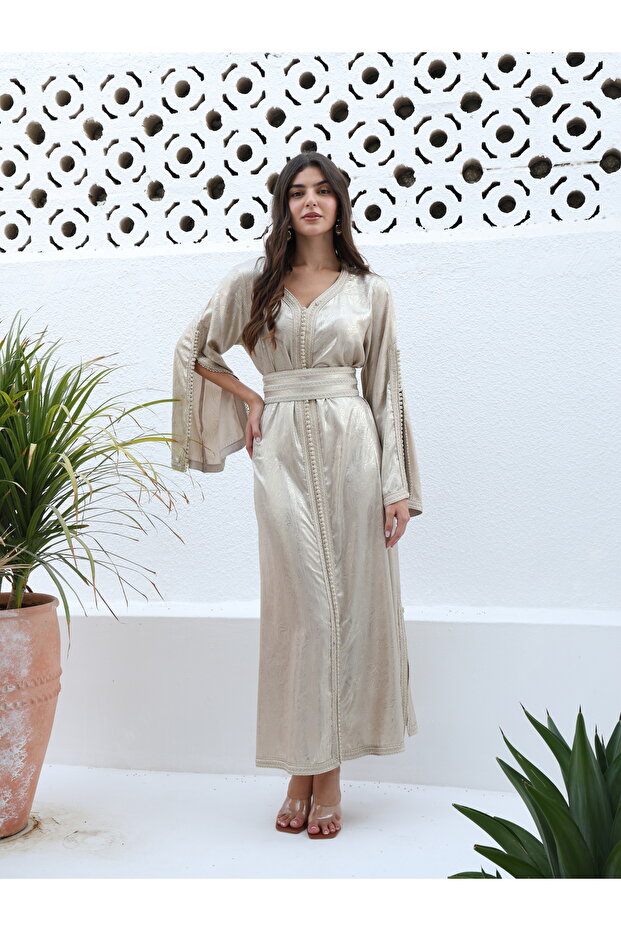 AMIRA KAFTAN
