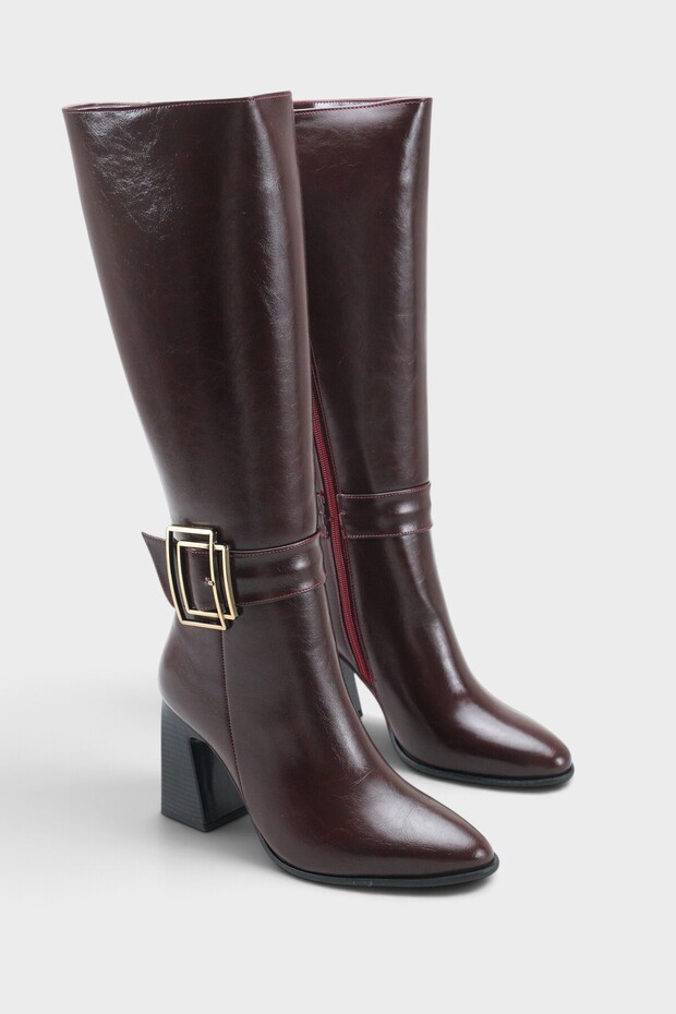 Women's Pointed Toe Side Zipper Gold Belt Buckle Heeled Boots Slord Burgundy