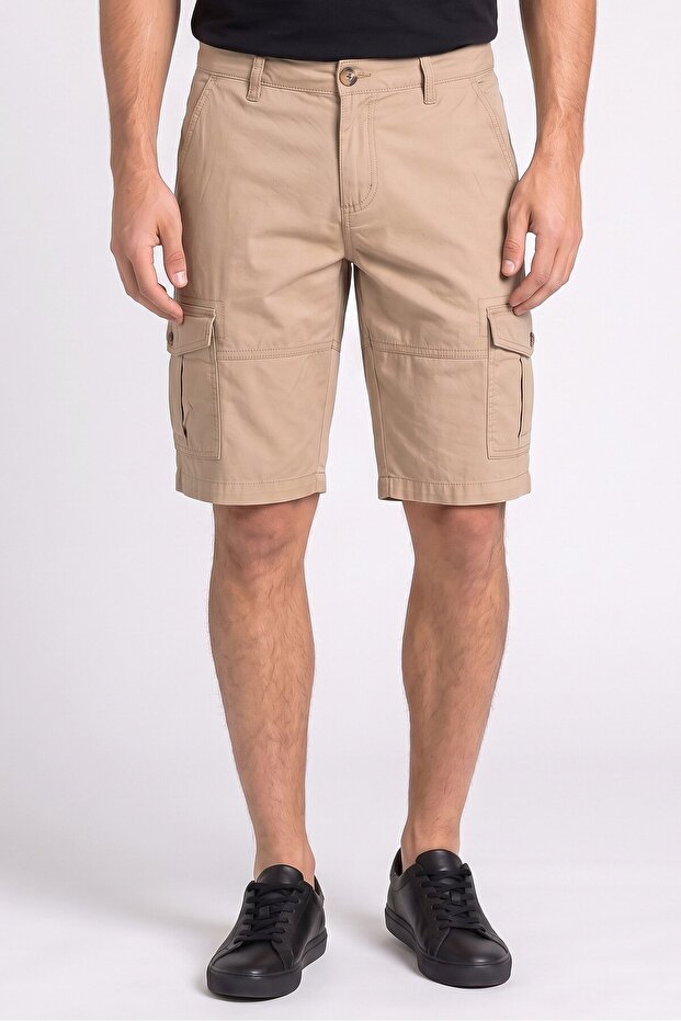 Men Regular Fit Plain Cargo Shorts, Tan