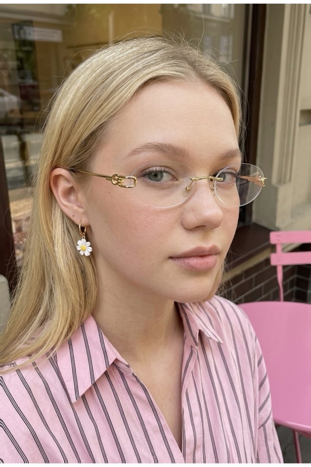 Bettiy Unisex Ellipse Gold Framed Ultra Light Blue Block Glasses with Blue Light Filter