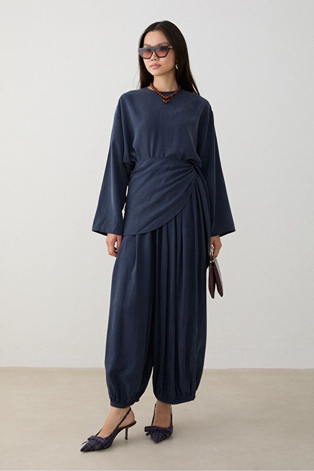 Tied-Up Shalwar Suit