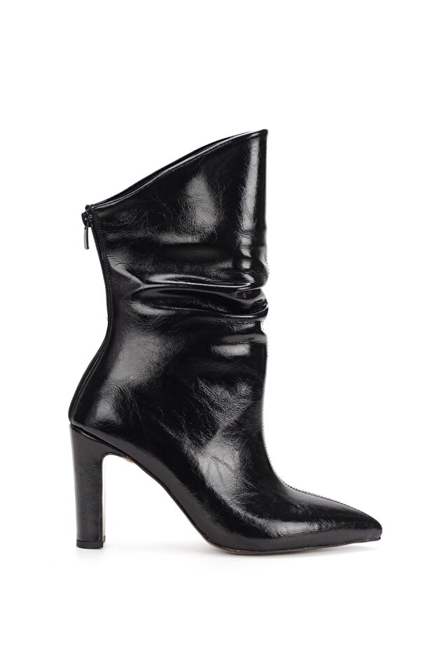 Women's Black Bellowed Different Design Patent Leather Thick Heel Women's Boots