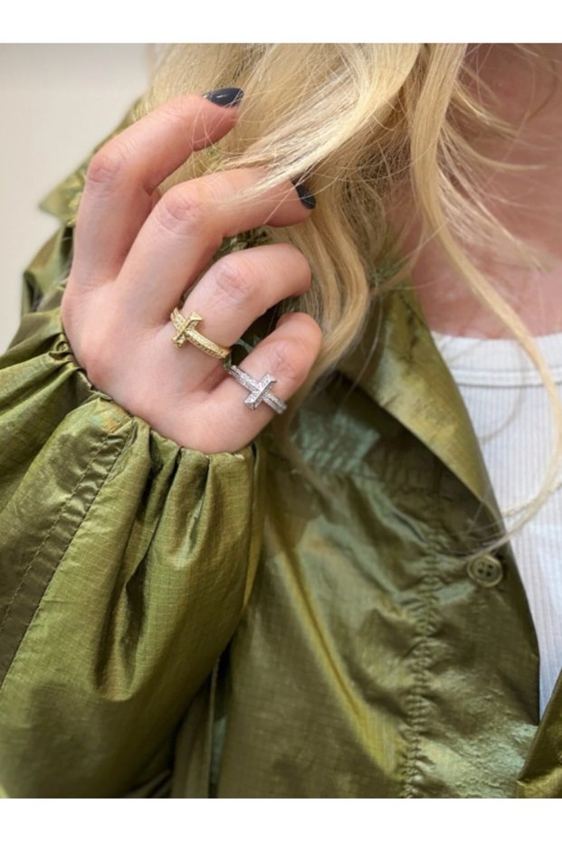 Zircon Stone Adjustable Numberless Steel Ring