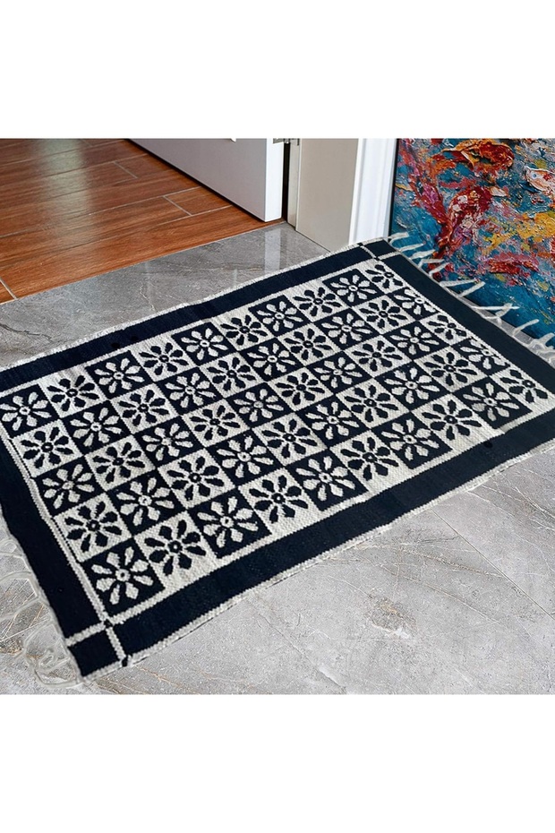 Traditional Ethnic Geometric Handwoven Cotton Area Rug – 29 x 46 Inches