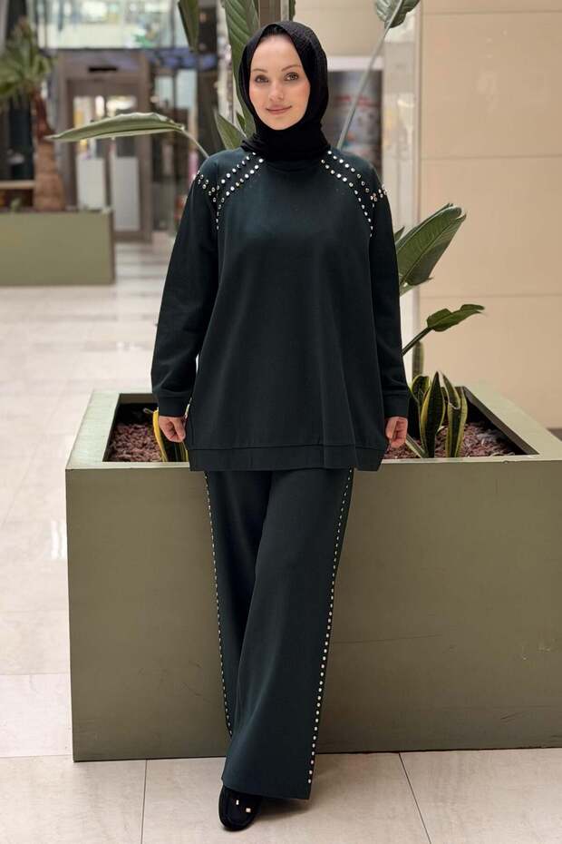 Luna Set with Detailed Fastening on Blouse and Pants