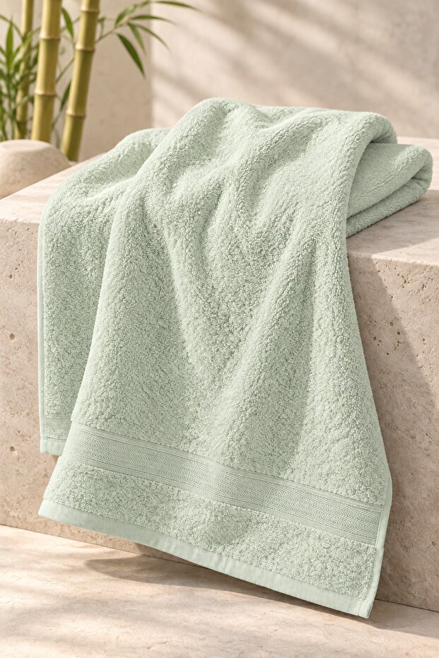 Elegant Bamboo Hand and Face Towel 50×90 cm – 70% Bamboo 30% Cotton