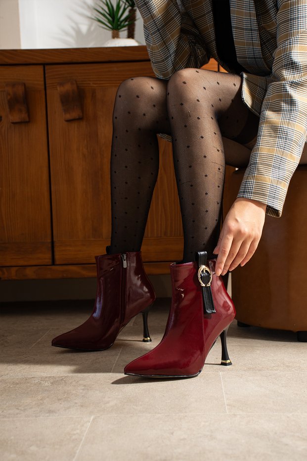 Holly Bordo Patent Leather 10 cm Heeled Boots with Buckle Detail Botti̇e
