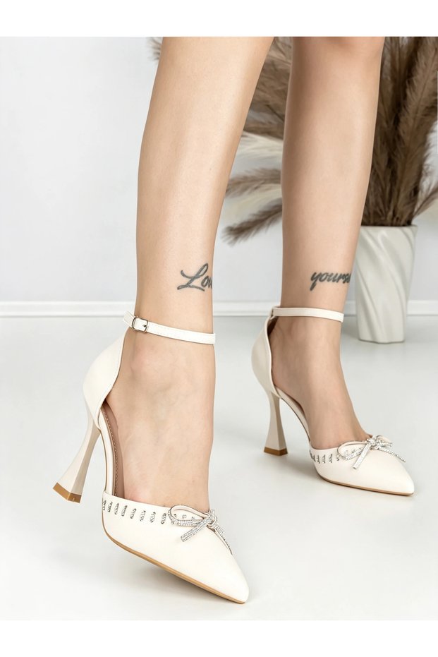 Pantofi stiletto bej Epasrys
